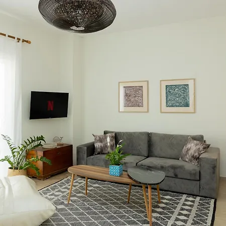 Zeusplace Chic & Boho Apartment *